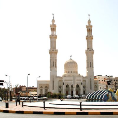 'im_Riyad_Mosque_in_Hurghada2